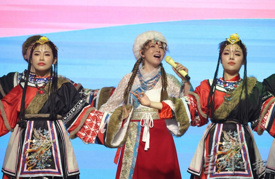 东:文德里华小Tiger星洲义演内页:唱响华教·凝聚力量