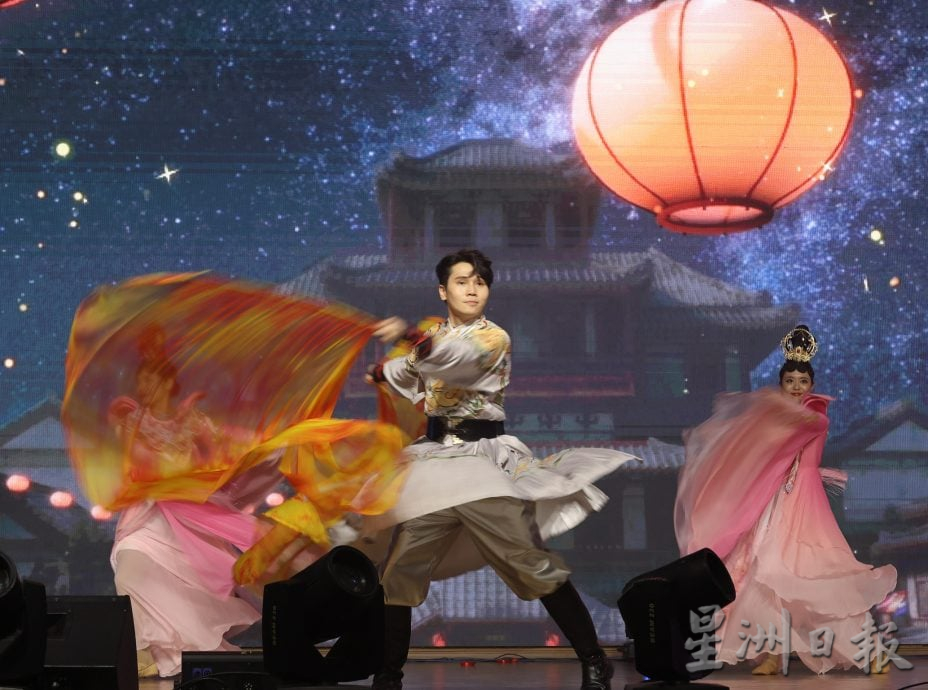 东:文德里华小Tiger星洲义演内页:唱响华教·凝聚力量