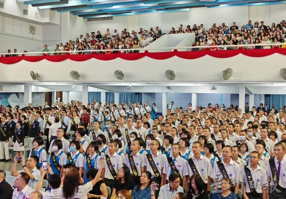 已签发(大北马)恒毅中学毕业典礼