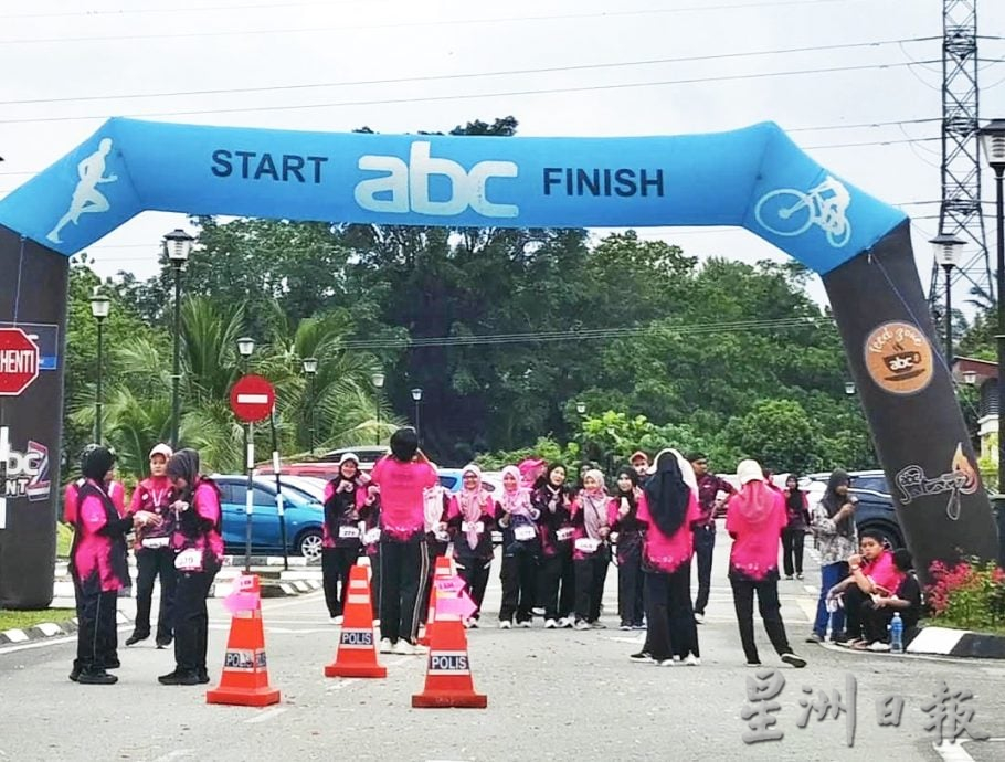 东：百乐医院乳癌醒觉运动反应热烈