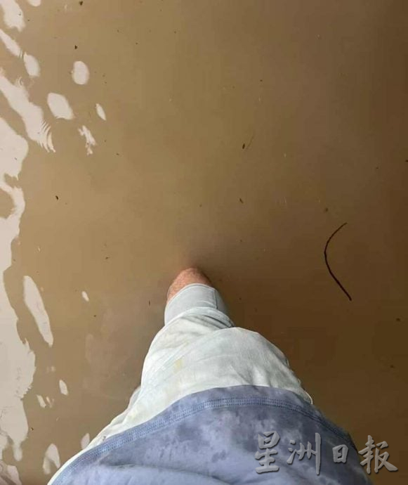 东:排水系统待改善居民求改善