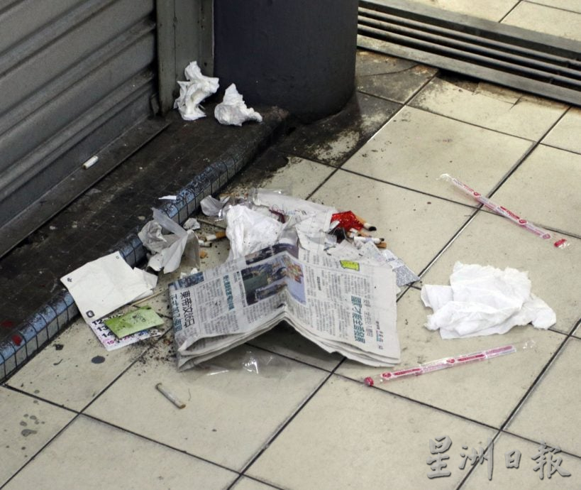 李三路小贩中心卫生恶化,承包商换了又换仍无改善