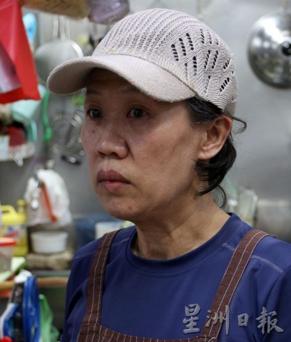 李三路小贩中心卫生恶化,承包商换了又换仍无改善