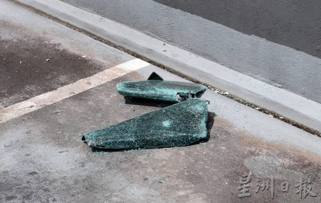 李三路小贩中心卫生恶化,承包商换了又换仍无改善