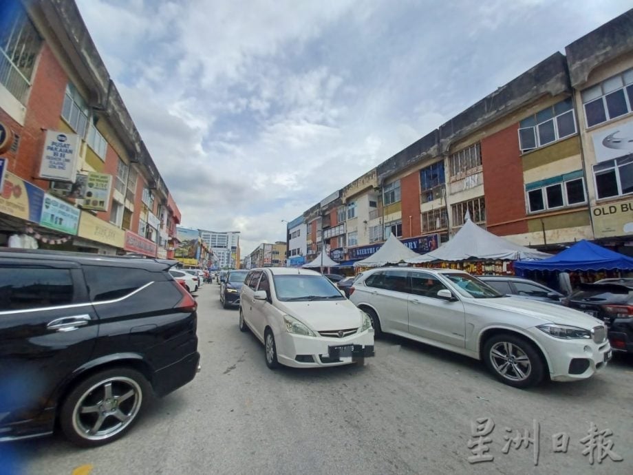 必下//大都会/加影市区老街,如今已变成“小印度“,屠妖节前夕好热闹