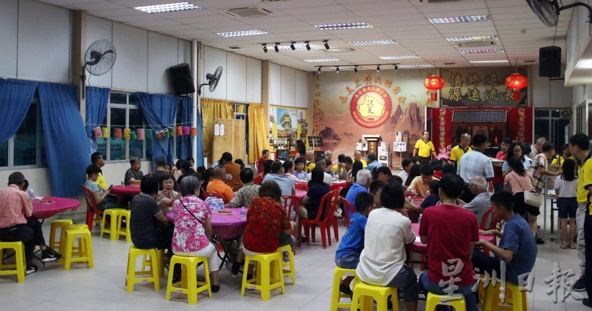 历经招牌风波更显凝聚力 森黄氏联宗会中秋园游会 宗亲齐聚共庆团圆