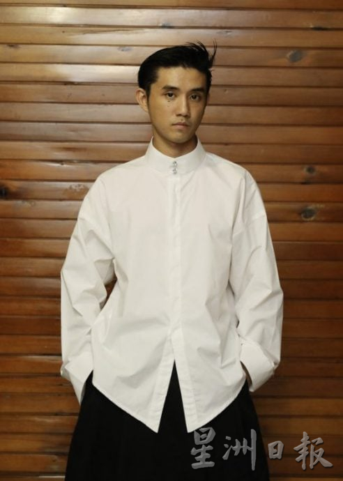 【服装秀幕后／03】不只是服装设计师，身兼多职，把一场秀做到极致──设计师兼造型师Kel Wen