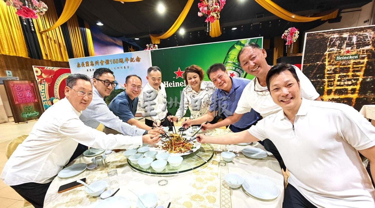 供星洲网:森家私同业公会宣告“重生”,新理事会肩负重振旗鼓重任