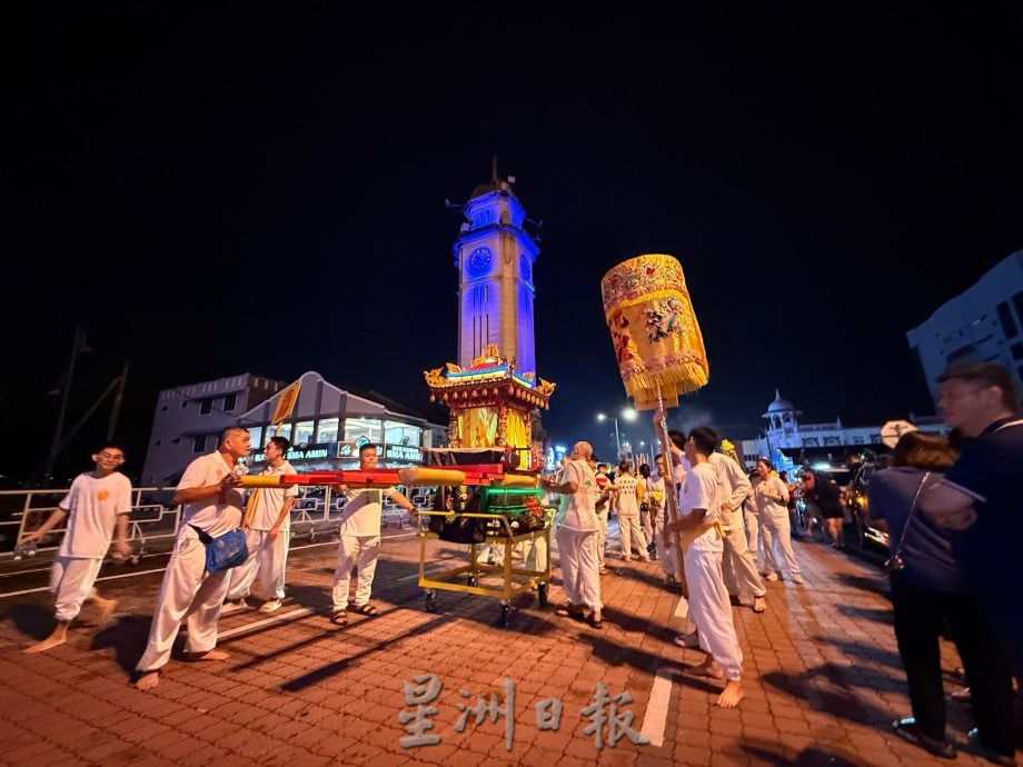 (大北马)大年数十间斗母宫迎九皇大帝圣驾 巫裔开直播向全网介绍华人文化