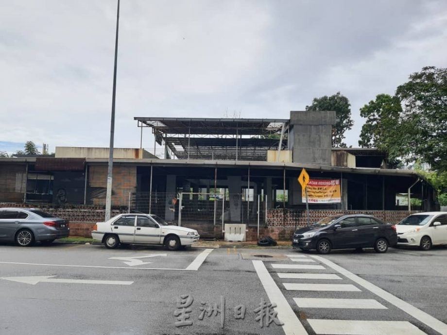 大都会-甲洞废置建筑重启美食中心 余保凭:交通拥堵恐加剧/4图
