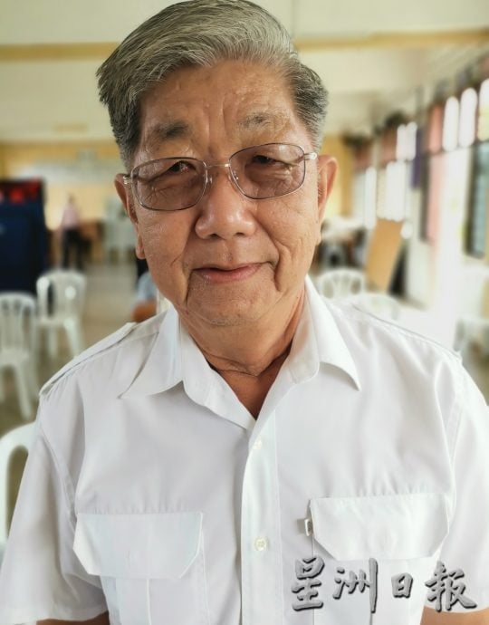 学生少无利可图 多所微小食堂无人经营
