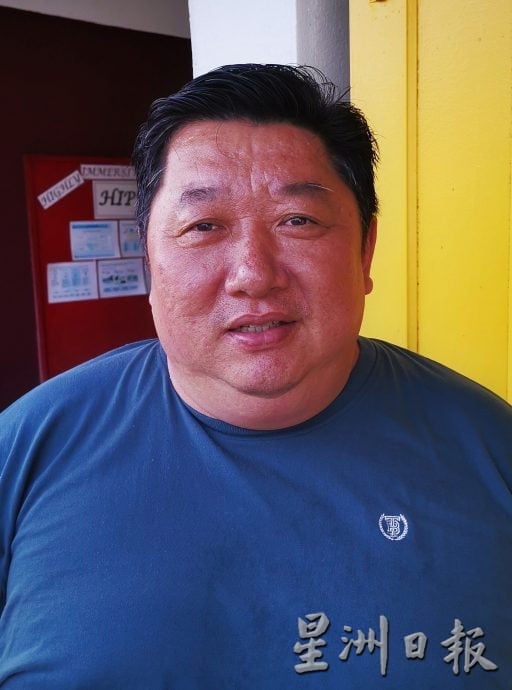学生少无利可图 多所微小食堂无人经营