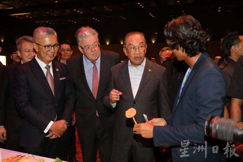 未签 安华:强化大马投资中心地位,免本地企业被落下