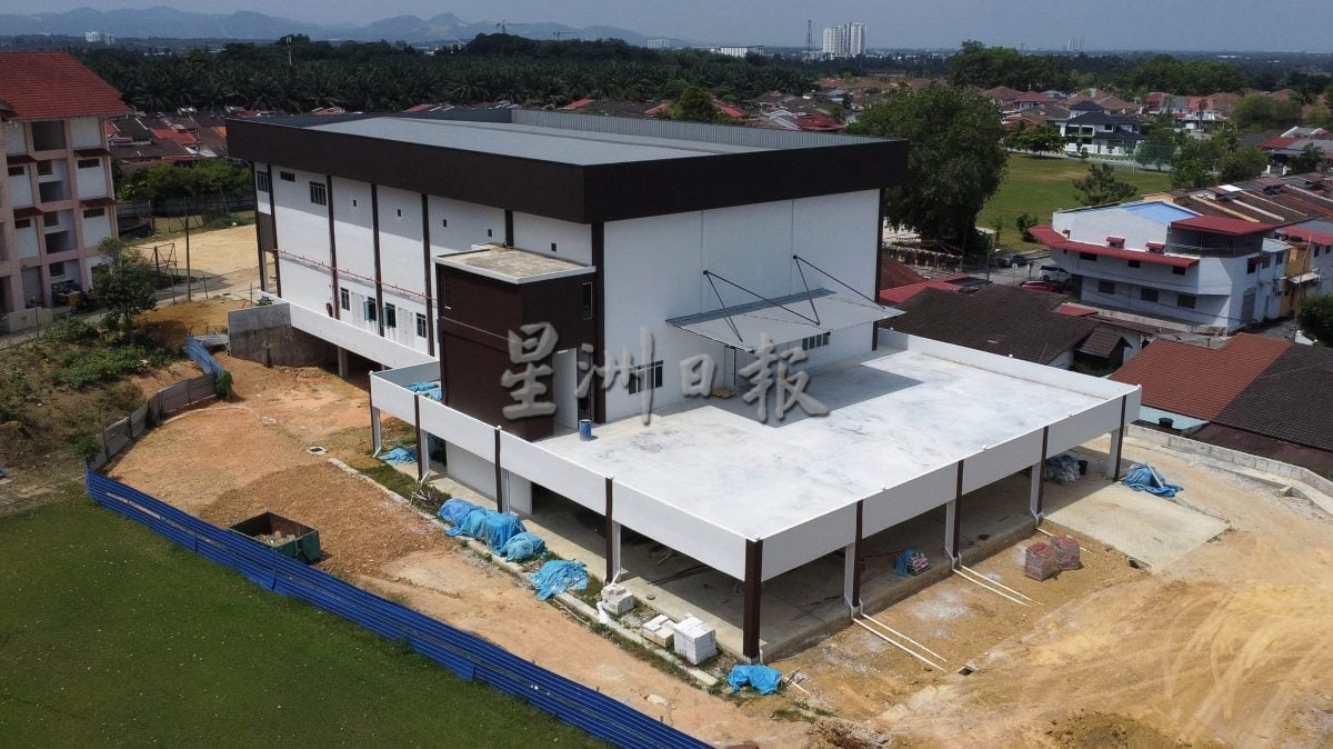 (大北马)大山脚和平路中学星洲海鸥“爱华教义演”