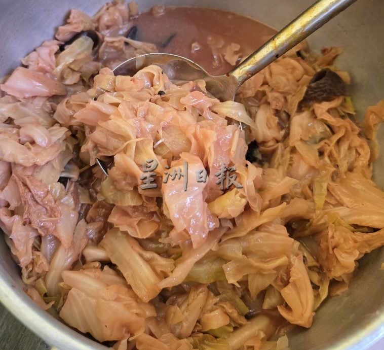 喜迎九皇爷诞，九皇宫广东话诵《北斗经》及广东斋菜广结善缘
