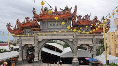 黄崇洸：新戏台修缮未启动  关丹斗母宫装修近尾声