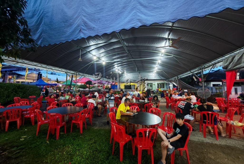 神诞庙会变美食朝圣地！ 爱大华九皇大帝庙聚全国美食车