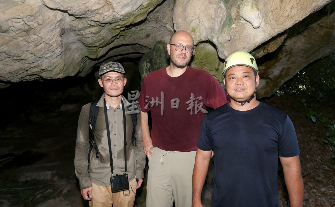 遗忘千年的故事 怡保白象洞发现古代题字