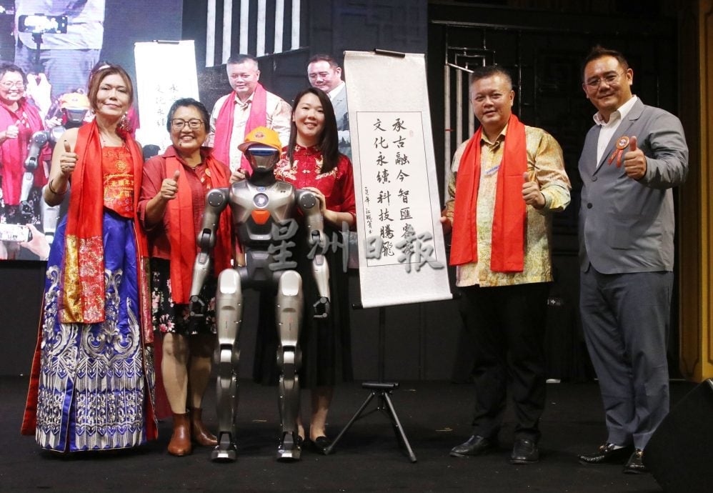 “客家人系有料!”森客协千人宴 重演客家南迁之景