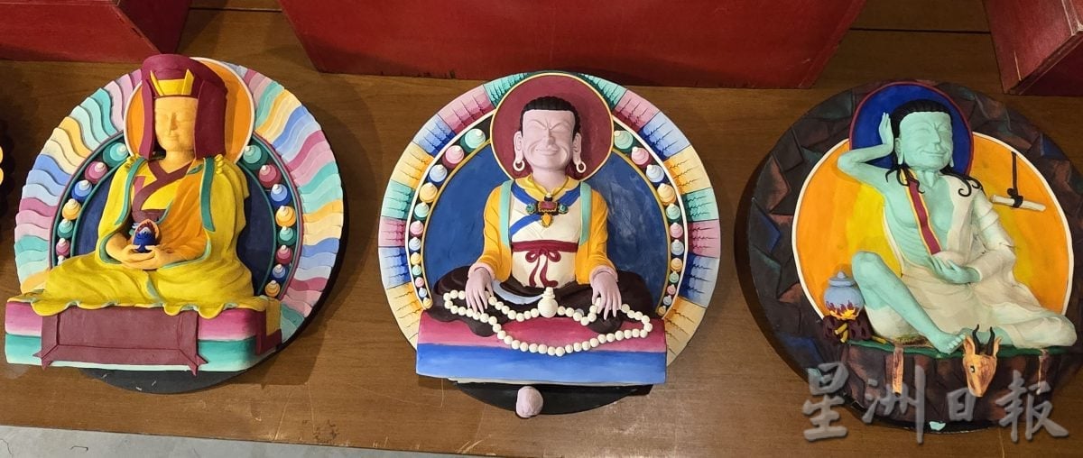 (古城第二版主文)第16届大马噶举祈愿大法会 3大7小“垛马”手工细腻,令人赞叹