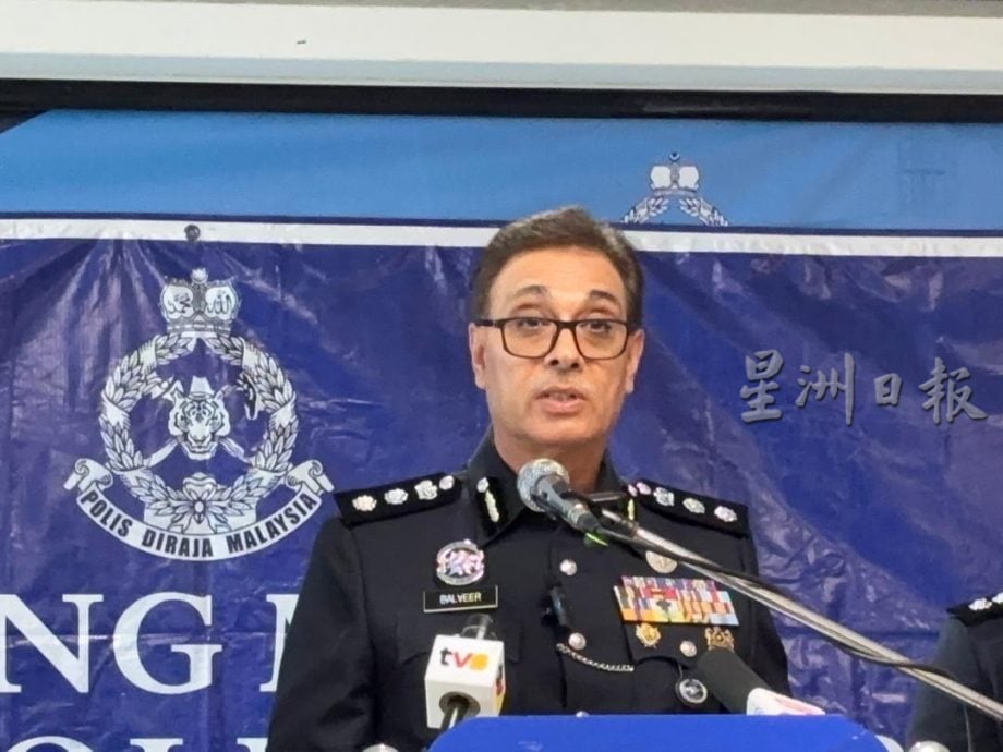 已签发 柔:版头之一:新山警方捣毁淡杯毒窟,起获逾138万令吉毒品捕3嫌犯