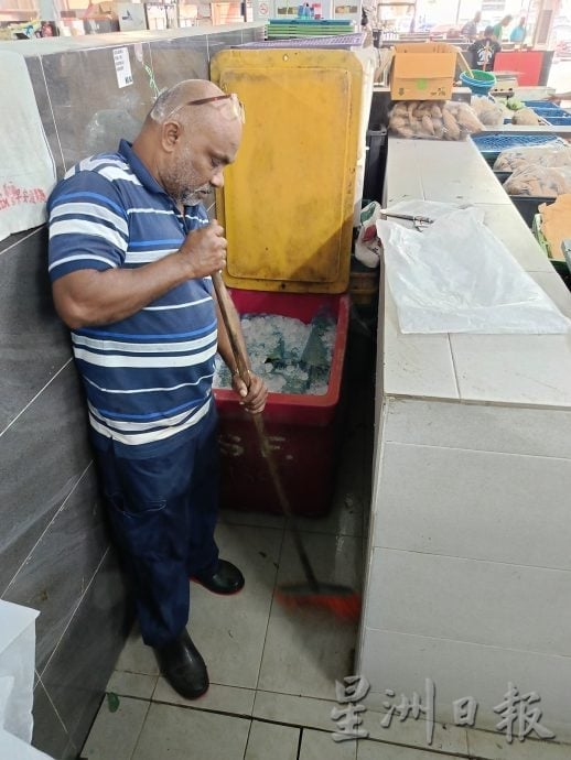 东：（未签发）关丹大巴刹装修提升后更差 商家小贩叹敢怒不敢言。