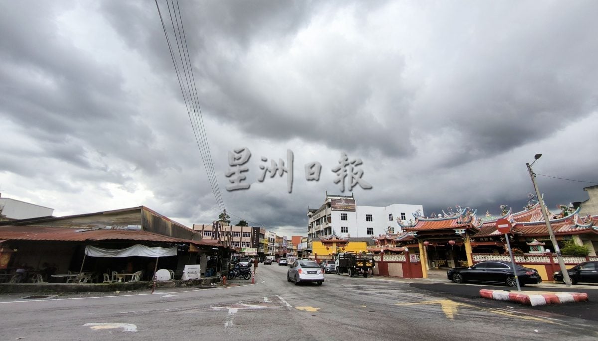 供星洲网/东天宫澄清不收地,“四块八”业者齐盼美化带旺生意