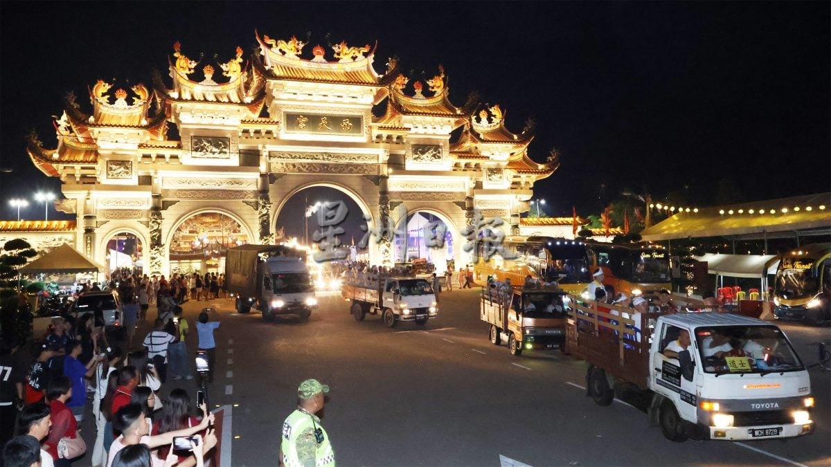 供星洲网/ 庇朥西天宫恭送九皇大帝圣驾回銮，10天庆典圆满落幕。