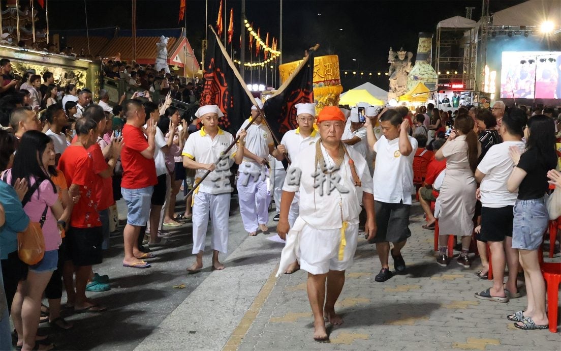 供星洲网/ 庇朥西天宫恭送九皇大帝圣驾回銮，10天庆典圆满落幕。