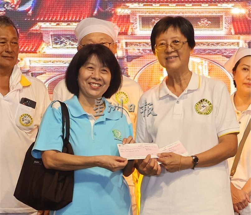 供星洲网/ 庇朥西天宫恭送九皇大帝圣驾回銮，10天庆典圆满落幕。