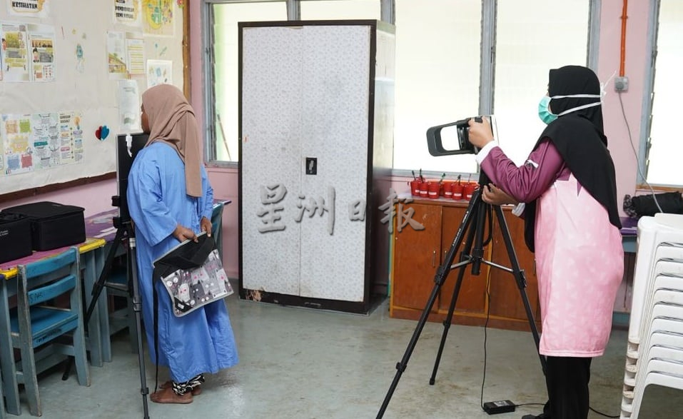 东：（已签发）彭亨州卫生局医疗队伍到深山原住民村健康检查