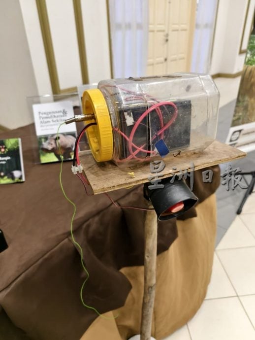 **已签发**柔:封面:銮成立全马首个野生动物保护队 林添顺:人象冲突事件已减少