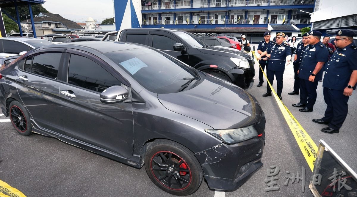 夫妇租屋当“洗毒中心” 警起值逾287万冰毒和化学品 