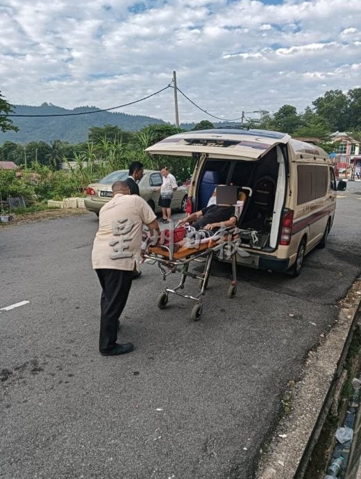 供星洲网:999传召救护车50分钟后才到场,叶玉强冀政府关注马口救护车不足问题