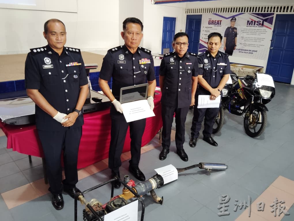 (已签发)柔:**版二头**偷罗里运载贼赃   2巫青跨区犯案终落网