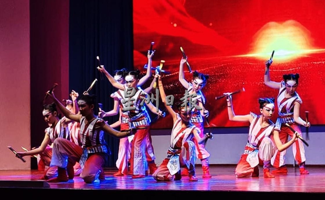 已签发(大北马)23所学校近三百学生参与 吉南区文化大汇演精彩落幕