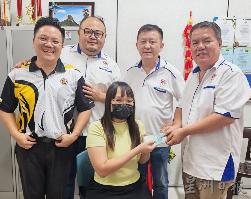 善心组织捐3万7000令吉 助太平爱大华8户家庭