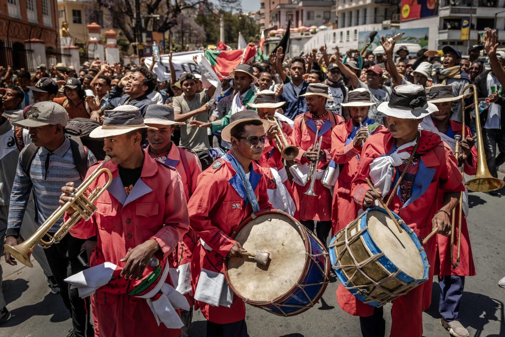 Z世代革命再下一城！　马达加斯加总统出逃