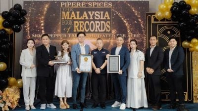 Pipere Spices创先河 缔造“一亩地种植最多胡椒树”马来西亚纪录！