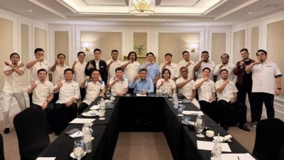 促希盟给机会年轻领袖 公青团挺团长战万劳