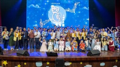500人聼佛曲体会真理  “人间音缘”演唱会 能量满满