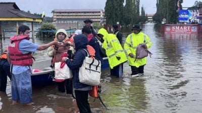 1097灾民迁疏散中心 下霹水灾恶化