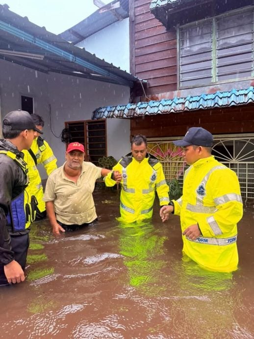 1097灾民迁疏散中心 下霹水灾恶化
