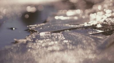 童谣·滴水·电视剧/吕振丰（吉隆坡）