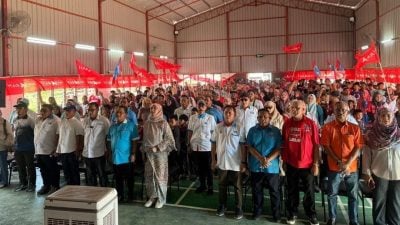 沙蓝眼选前造势  “沙巴希望之旅”走进拿笃