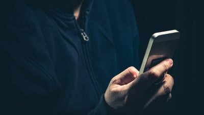 电话诈骗冒充保险公司 退休讲师损失逾20万