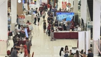 为期3天 逾50摊位 . 星洲展销会掀幕