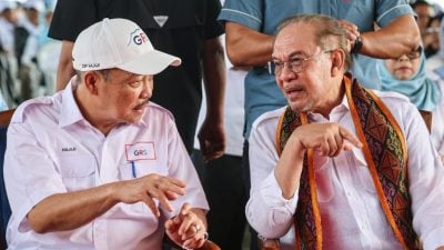 首相“埋怨”哈芝芝 频“打扰”讨钱发展沙巴