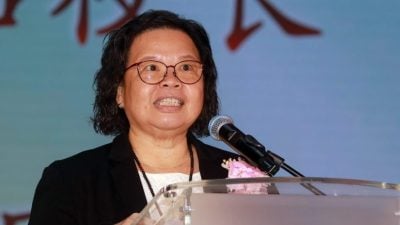 卓玉昭：返母校帮忙一教一辈子 接力照亮学生前行路