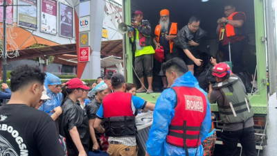 Close to 500 Malaysians rescued in Hatyai floods